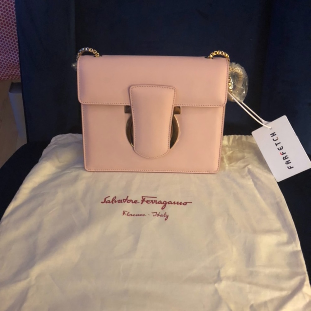 Sold - Picture 3 of 4